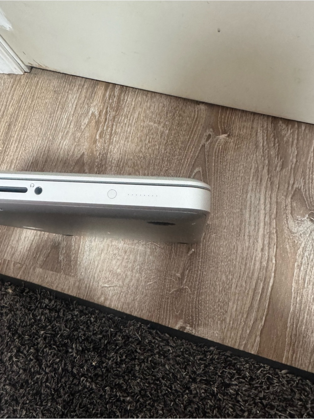Apple MacBook Pro A1278 - Picture 9 of 10